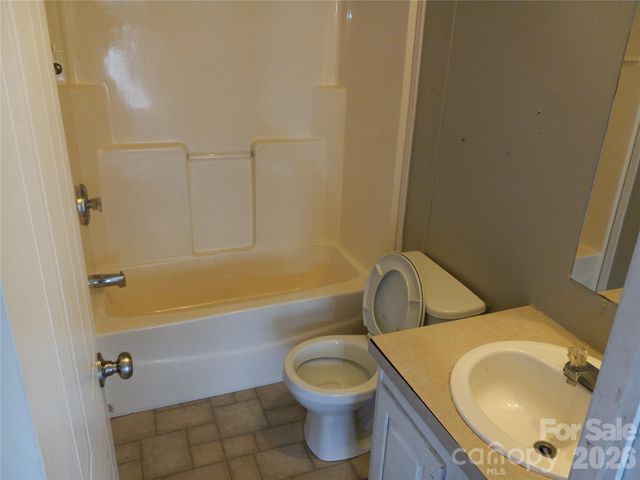 130 Gray Fox Drive, Lawndale, NC 28090