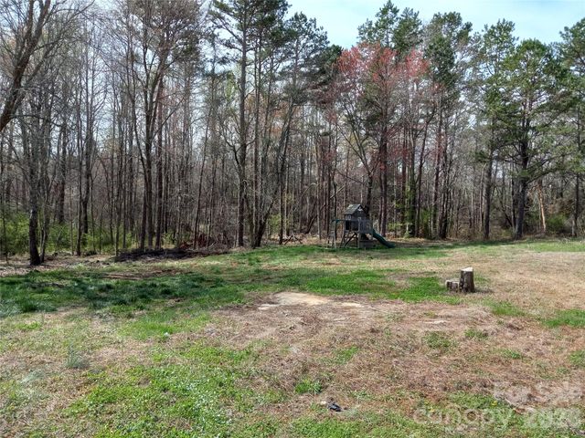 130 Gray Fox Drive, Lawndale, NC 28090