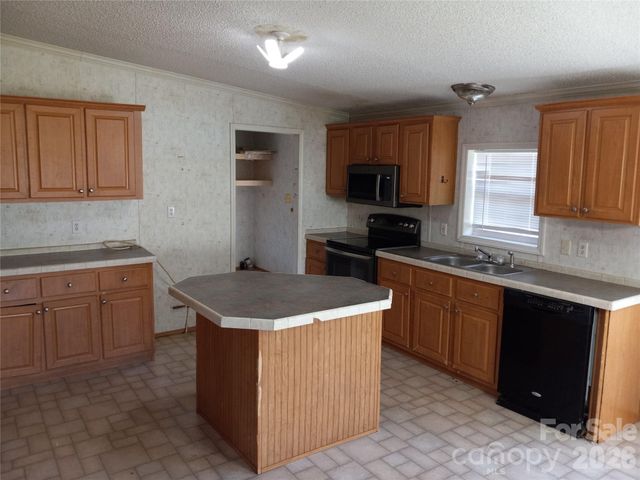 130 Gray Fox Drive, Lawndale, NC 28090