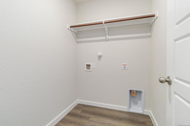 5926 Willow Point Blvd, San Antonio, TX 78219