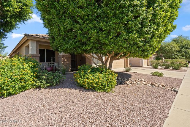 7664 W DONALD Drive, Peoria, AZ 85383