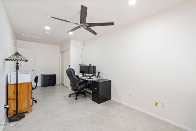 7664 W DONALD Drive, Peoria, AZ 85383