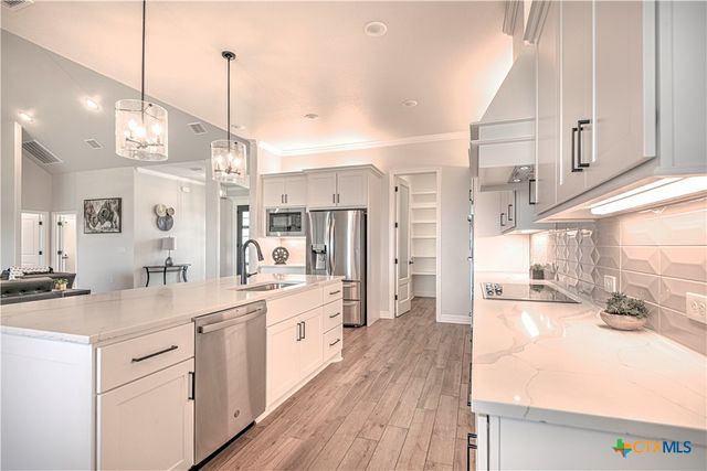 9110 Woodbine Drive, Temple, TX 76502