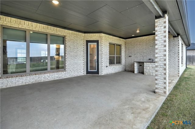 9110 Woodbine Drive, Temple, TX 76502
