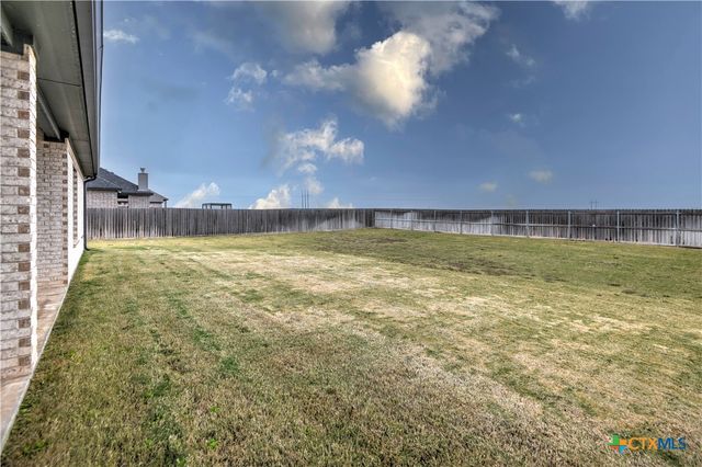 9110 Woodbine Drive, Temple, TX 76502