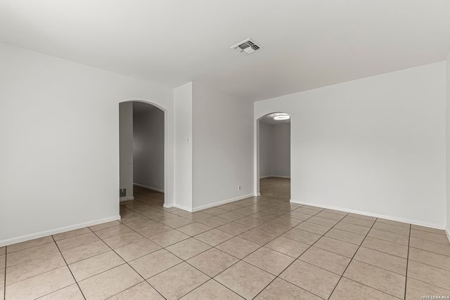 2911 EAGLE RDG, San Antonio, TX 78228