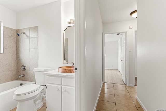 2911 EAGLE RDG, San Antonio, TX 78228