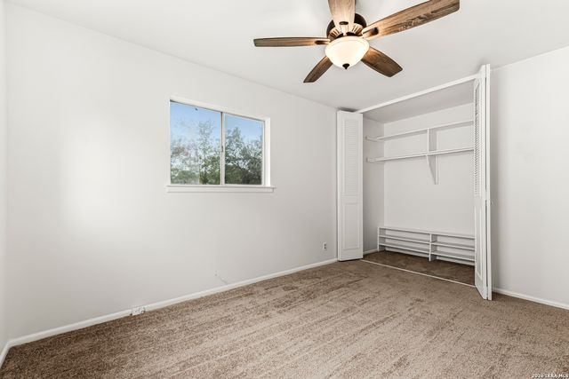 2911 EAGLE RDG, San Antonio, TX 78228