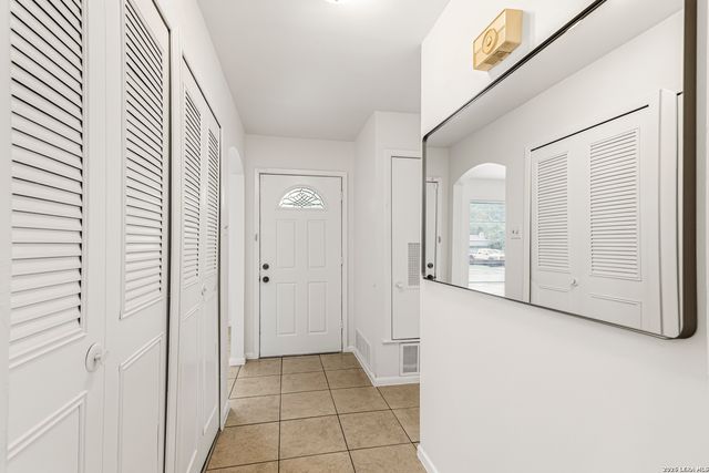 2911 EAGLE RDG, San Antonio, TX 78228