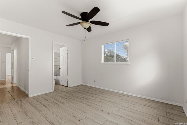 2911 EAGLE RDG, San Antonio, TX 78228
