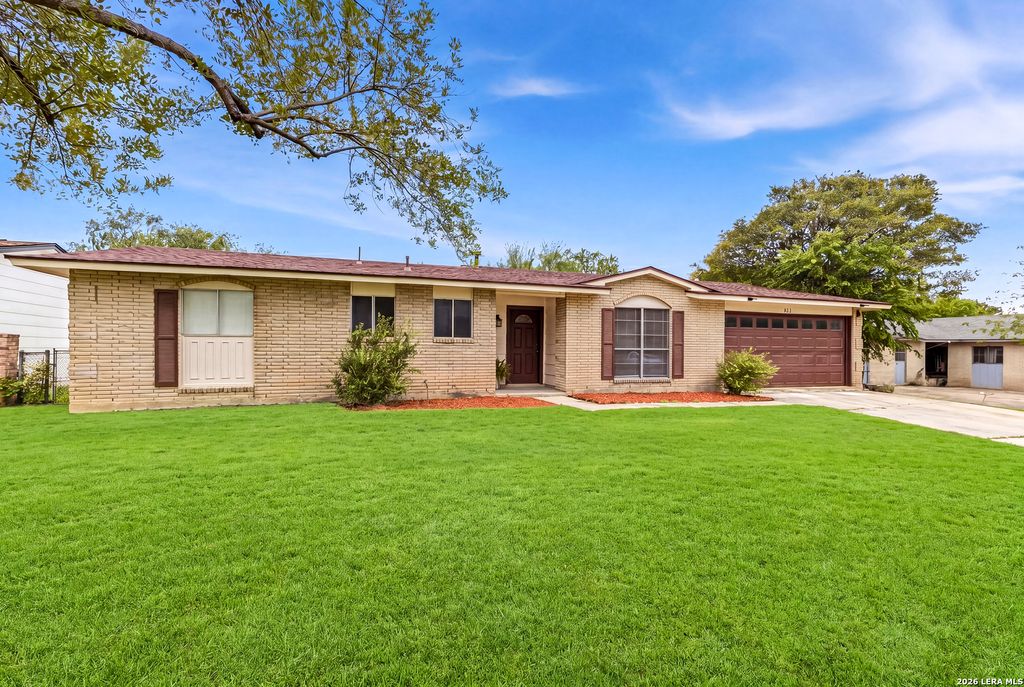 2911 EAGLE RDG, San Antonio, TX 78228