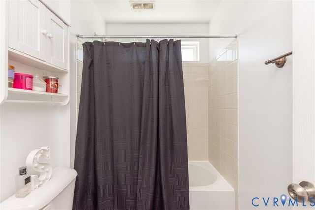 13601 Green Spire Cir, Chester, VA 23836