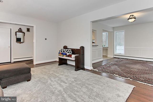 5619 WHARTON LN, Centreville, VA 20120