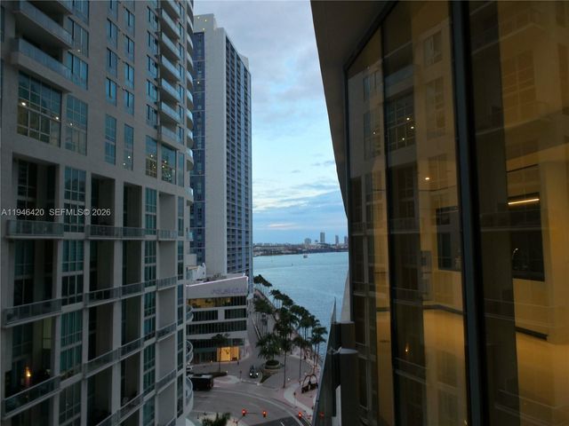 300 Biscayne Boulevard Way 1006E, Miami, FL 33131