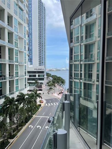 300 Biscayne Boulevard Way 1006E, Miami, FL 33131