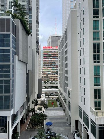 300 Biscayne Boulevard Way 1006E, Miami, FL 33131