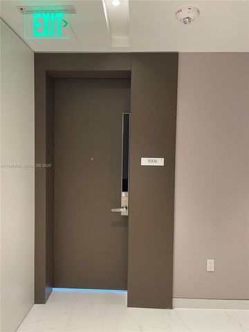 300 Biscayne Boulevard Way 1006E, Miami, FL 33131