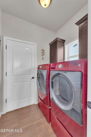 2165 WILLIAM WOOLVERTON, El Paso, TX 79938