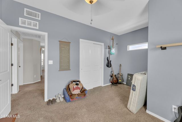 2165 WILLIAM WOOLVERTON, El Paso, TX 79938