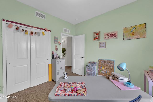 2165 WILLIAM WOOLVERTON, El Paso, TX 79938