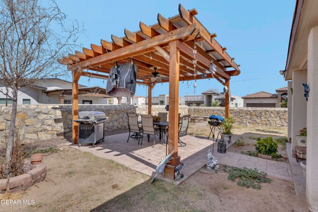 2165 WILLIAM WOOLVERTON, El Paso, TX 79938