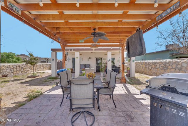 2165 WILLIAM WOOLVERTON, El Paso, TX 79938
