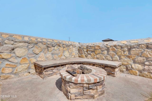 2165 WILLIAM WOOLVERTON, El Paso, TX 79938