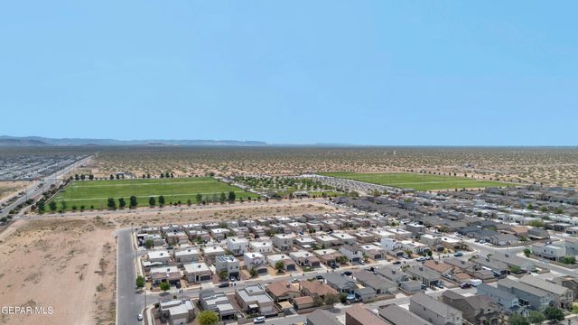 2165 WILLIAM WOOLVERTON, El Paso, TX 79938