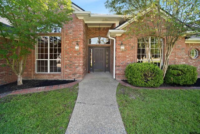14381 Cedarwood Cir, Tyler, TX 75703