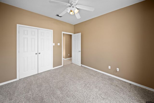 14381 Cedarwood Cir, Tyler, TX 75703
