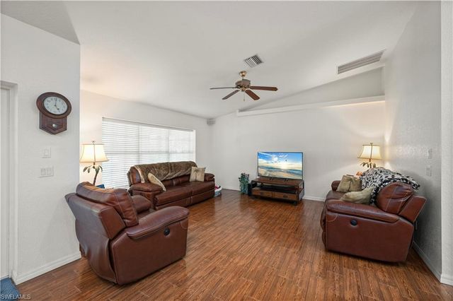 569 Rio Vista AVE, Punta Gorda, FL 33982