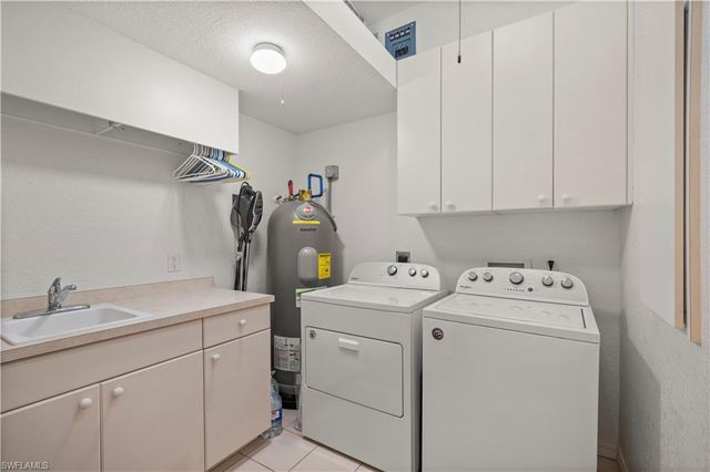 569 Rio Vista AVE, Punta Gorda, FL 33982