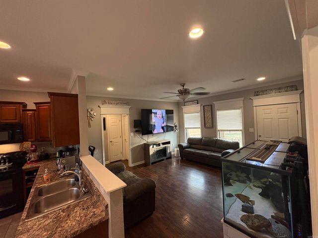 2700 Ridgewood Road, Searcy, AR 72143