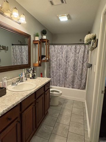 2700 Ridgewood Road, Searcy, AR 72143