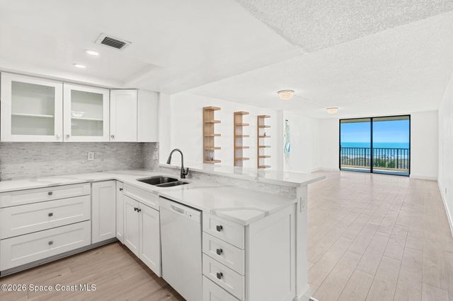 1860 N Atlantic Avenue B302, Cocoa Beach, FL 32931