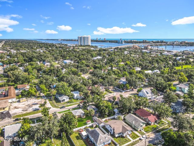 215 North Street, Daytona Beach, FL 32114