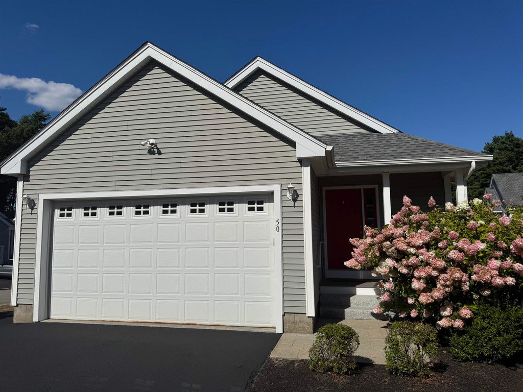 50 Hollow Ridge Drive, Nashua, NH 03062
