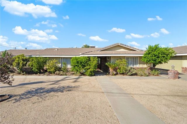 1330 Eaton, Hemet, CA 92543
