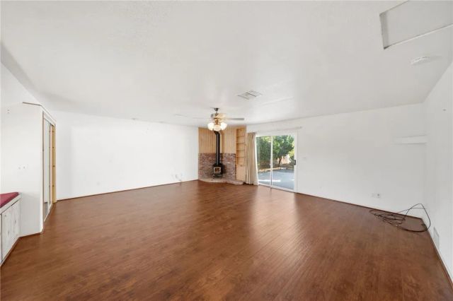 1330 Eaton, Hemet, CA 92543