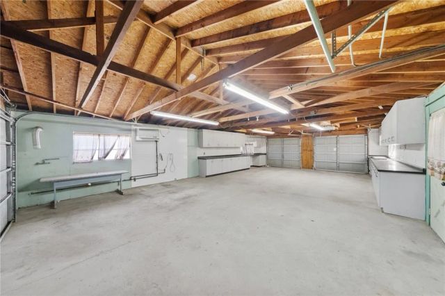 1330 Eaton, Hemet, CA 92543