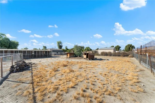 1330 Eaton, Hemet, CA 92543