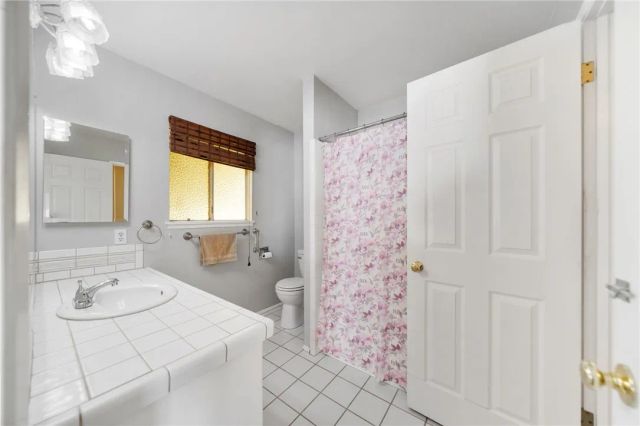 1330 Eaton, Hemet, CA 92543