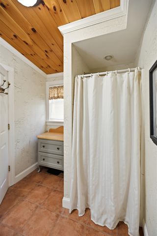 89 North Road, Sandown, NH 03873