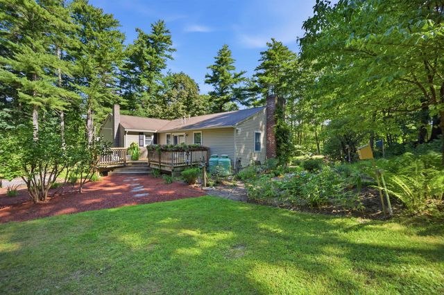 89 North Road, Sandown, NH 03873