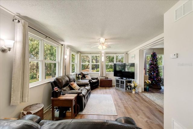 10522 SE 146TH TERRACE ROAD, Ocklawaha, FL 32179