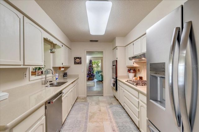 10522 SE 146TH TERRACE ROAD, Ocklawaha, FL 32179