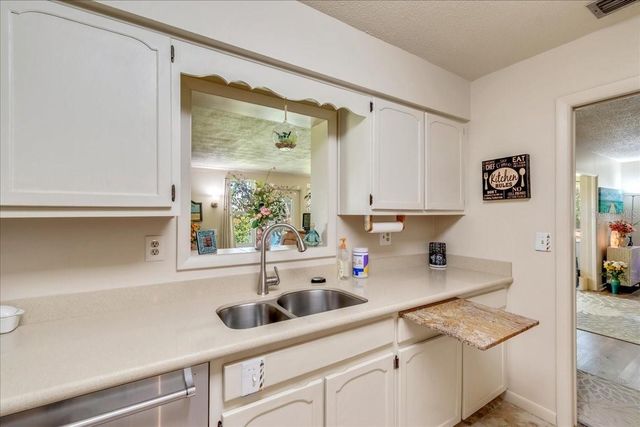 10522 SE 146TH TERRACE ROAD, Ocklawaha, FL 32179