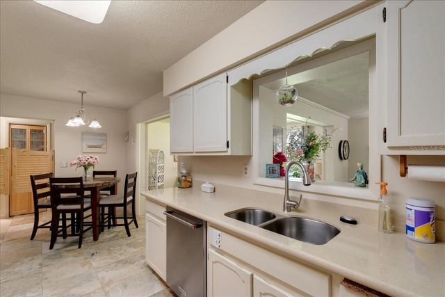 10522 SE 146TH TERRACE ROAD, Ocklawaha, FL 32179