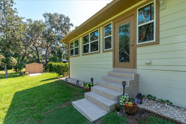 10522 SE 146TH TERRACE ROAD, Ocklawaha, FL 32179