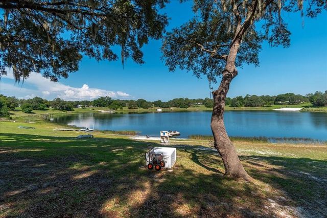 10522 SE 146TH TERRACE ROAD, Ocklawaha, FL 32179